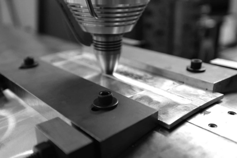 جوشکاری آلیاژهای سری ۲۰۰۰ و ۷۰۰۰ آلومینیوم چگونه است؟